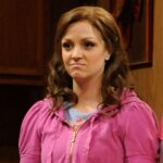 abby-elliott-reflects-on-her-journey-from-snl-to-the-bear-
