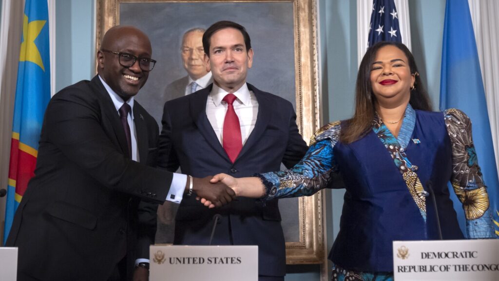 congo-and-rwanda-sign-u-s-mediated-peace-deal