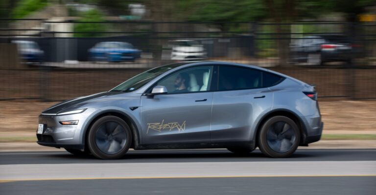 tesla-s-robotaxis-face-scrutiny-amid-regulatory-gaps