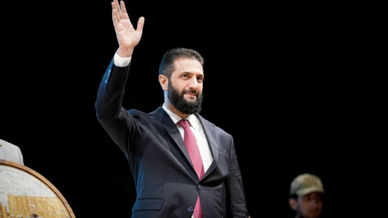 ahmed-al-shara-integrates-jihadist-fighters-into-syrian-forces