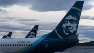 alaska-airlines-grounds-flights-amid-it-outage-disruption