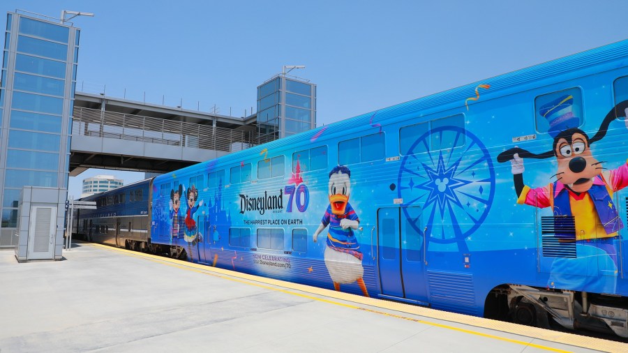 amtrak-pacific-surfliner-boosts-service-for-summer-events