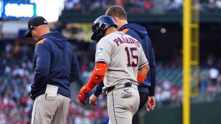 astros-isaac-paredes-hits-injured-list-with-hamstring-strain