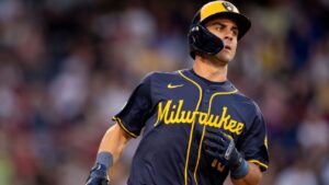 brewers-sal-frelick-placed-on-il-with-hamstring-strain
