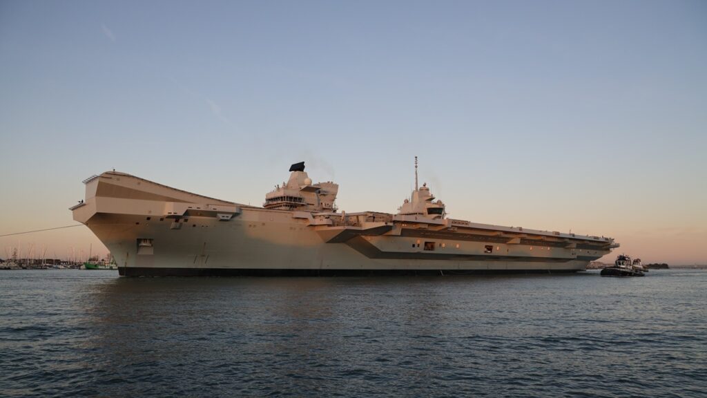 british-f-35-b-returns-to-hms-prince-of-wales-after-repairs