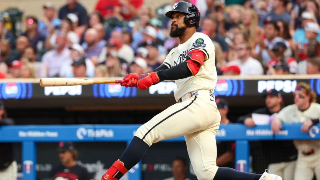 byron-buxton-listed-day-to-day-after-mri-reveals-cartilage-issue