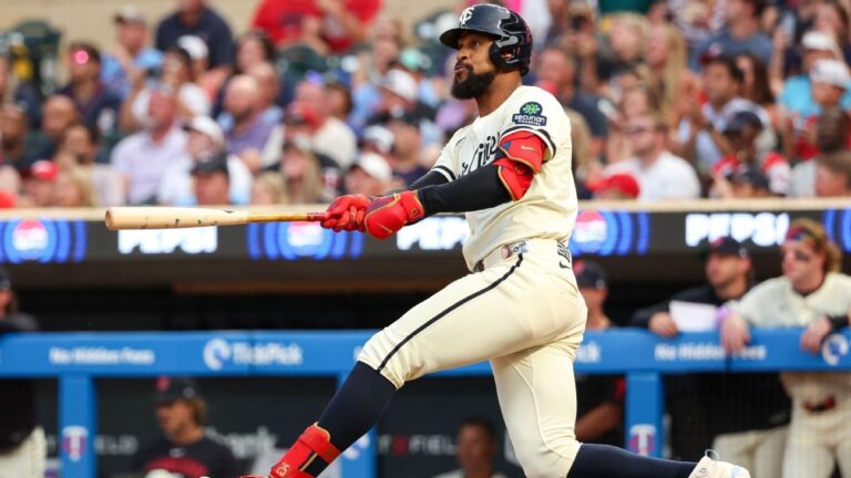 byron-buxton-listed-day-to-day-after-mri-reveals-cartilage-issue