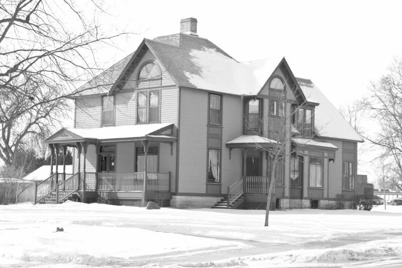 carknees-set-to-perform-at-dinehart-holt-house-concert
