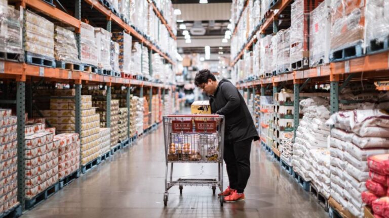 costco-faces-employee-backlash-over-new-early-shopping-hours