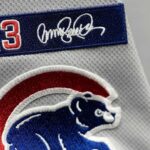 cubs-honor-sandberg-with-uniform-patch-following-his-death