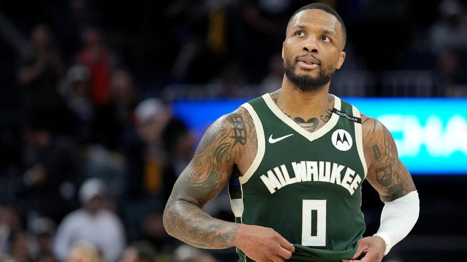 damian-lillard-signs-42-million-deal-to-return-to-blazers