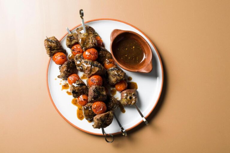 discover-the-rich-flavors-of-portuguese-espetada-with-bay-infused-beef-skewers