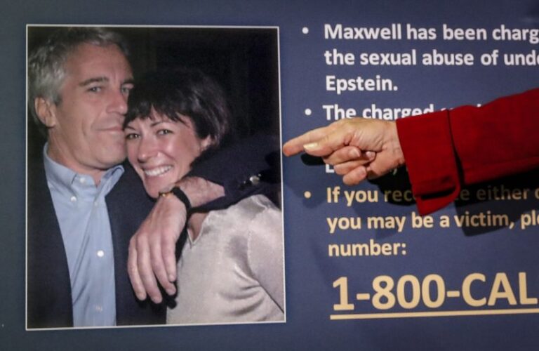 epstein-files-controversy-erupts-in-doj-transparency-demanded