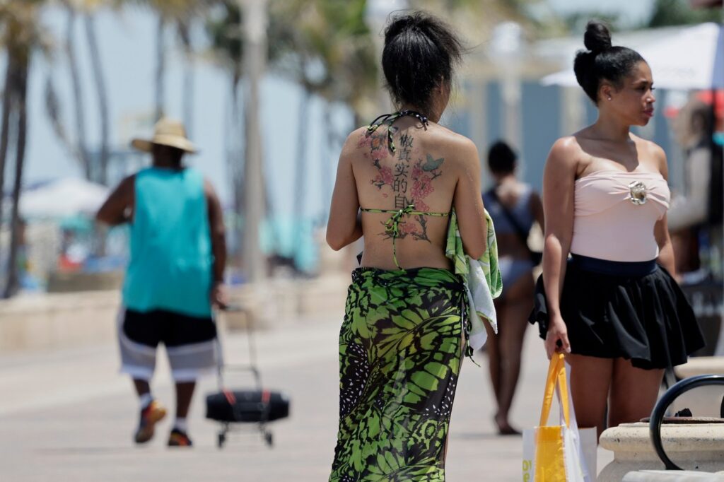 florida-beachgoers-with-tattoos-face-increased-skin-cancer-risks