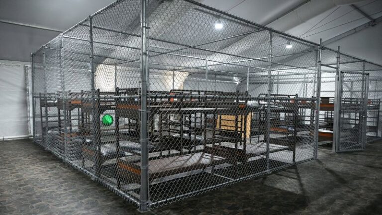 florida-lawmaker-condemns-migrant-detention-conditions-at-facility