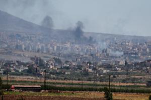 israel-launches-urgent-strikes-near-syrian-defense-ministry