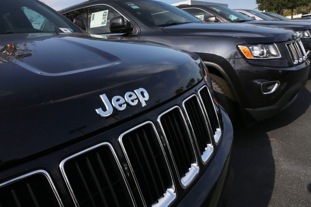 jeep-issues-recall-for-over-120-000-suvs-due-to-head-restraint-defect