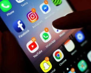 leaked-messages-reveal-liberal-discord-over-gender-quotas-in-nsw