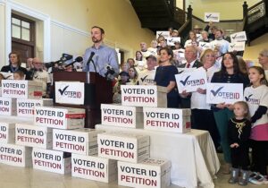 maine-s-voting-referendum-sparks-controversy-over-voter-rights