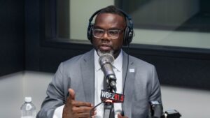 mayor-brandon-johnson-engages-chicagoans-live-on-wbez-radio