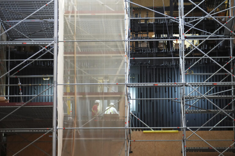 new-organ-installation-nears-completion-at-st-vitus-cathedral