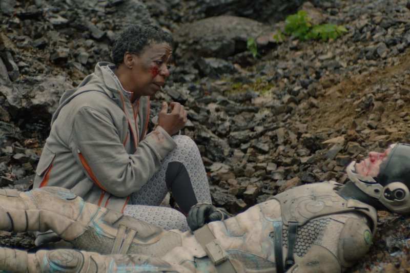 noma-dumezweni-highlights-timeliness-of-murderbot-themes