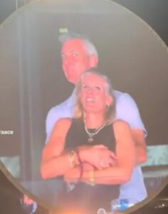 philadelphia-phillies-mascots-mimic-coldplay-kiss-cam-incident