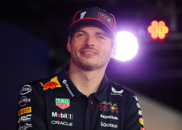red-bull-faces-urgent-challenges-if-verstappen-leaves-team