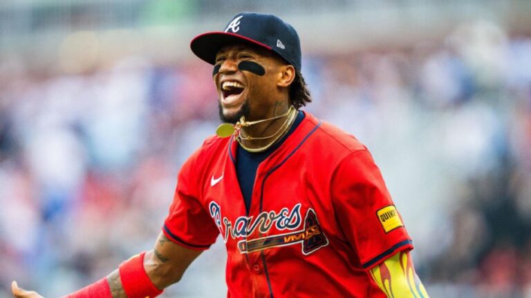 ronald-acu-a-jr-delivers-301-foot-outfield-assist-to-stun-yankees