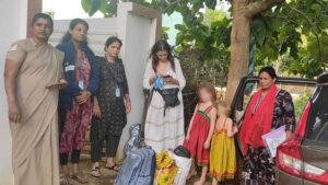 russian-mother-and-daughters-found-living-in-indian-cave