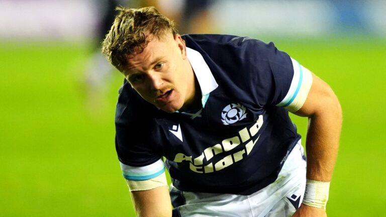 scotland-falls-to-fiji-29-14-as-darcy-graham-receives-red-card