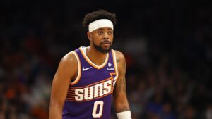 suns-strengthen-roster-by-claiming-jordan-goodwin-off-waivers