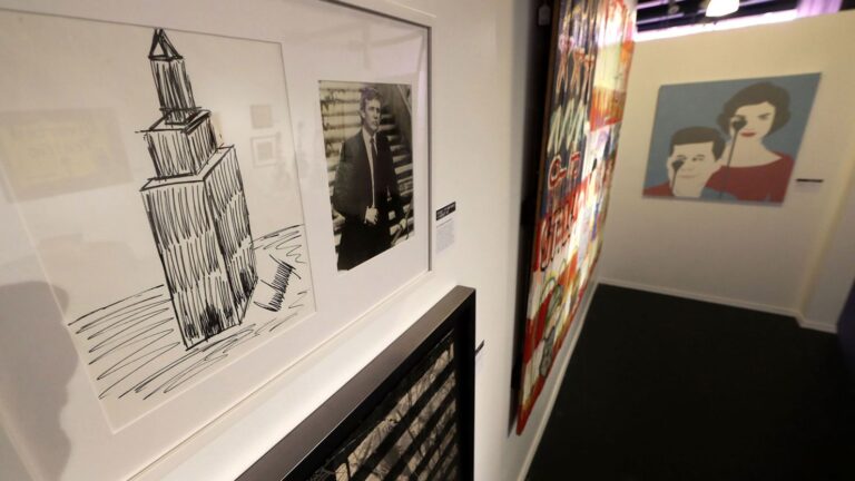 trump-denies-drawing-claims-despite-signed-art-for-charity-auction