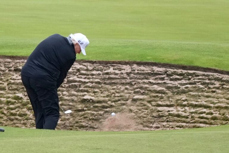 trump-s-scottish-golf-trip-blends-work-and-family-business