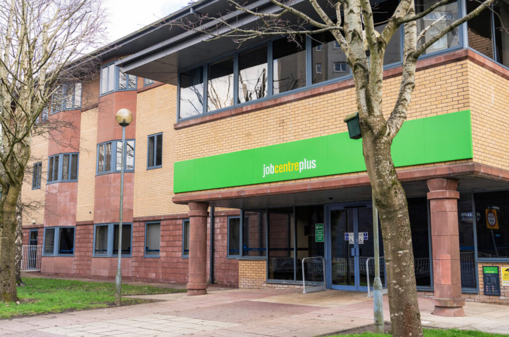 u-k-sickness-benefits-are-workers-trading-health-for-income-