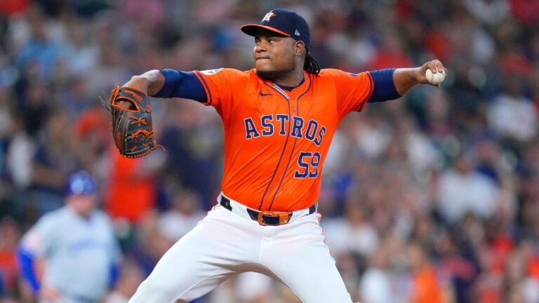 valdez-questions-astros-shift-strategy-after-narrow-loss