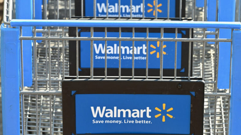 walmart-slashes-price-on-799-power-station-to-just-379-now-