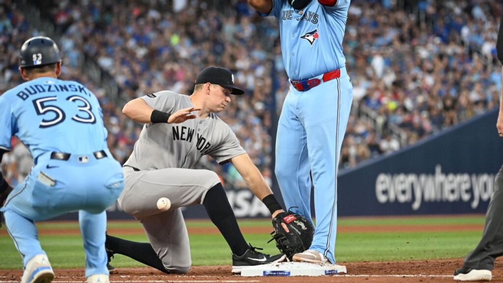 yankees-urged-to-tighten-it-up-after-4-errors-lead-to-loss