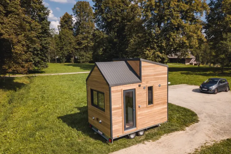 affordable-hirondelle-tiny-house-offers-compact-living-solution