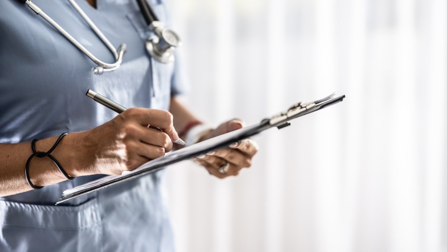 ai-powered-wearable-device-aims-to-enhance-early-stroke-detection