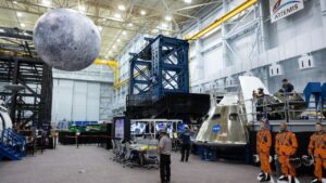 artemis-2-astronauts-prepare-for-moon-mission-with-camera-training