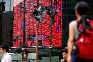 asian-markets-react-to-japanese-export-decline-and-fed-speculation
