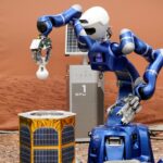astronaut-commands-robots-in-mars-simulation-from-space