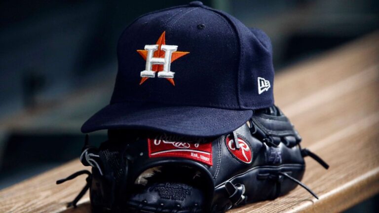 astros-caratini-on-concussion-il-diaz-injured-team-faces-crisis