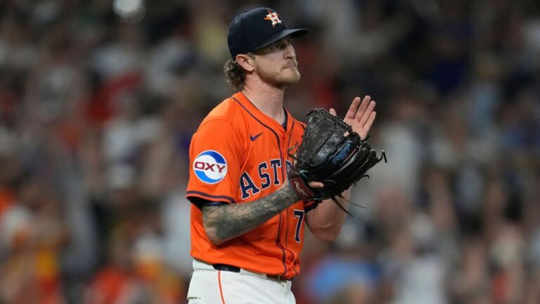 astros-place-all-star-closer-hader-on-il-with-shoulder-strain