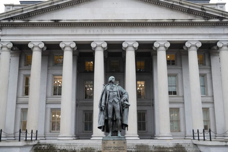 both-bulls-and-bears-eye-bond-market-trade-amid-inflation-shift