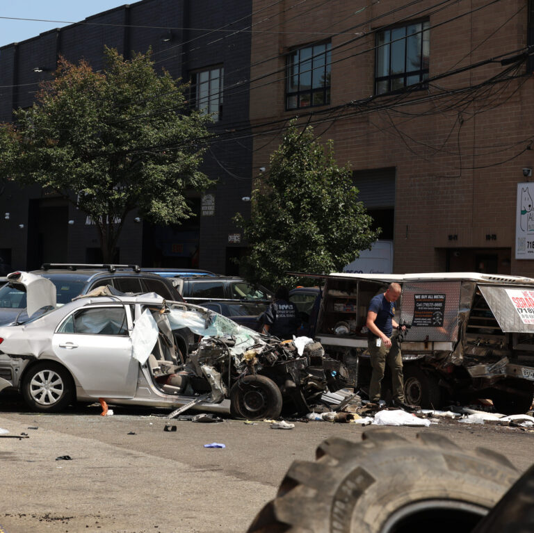breaking-3-dead-after-toyota-hits-pedestrians-in-queens