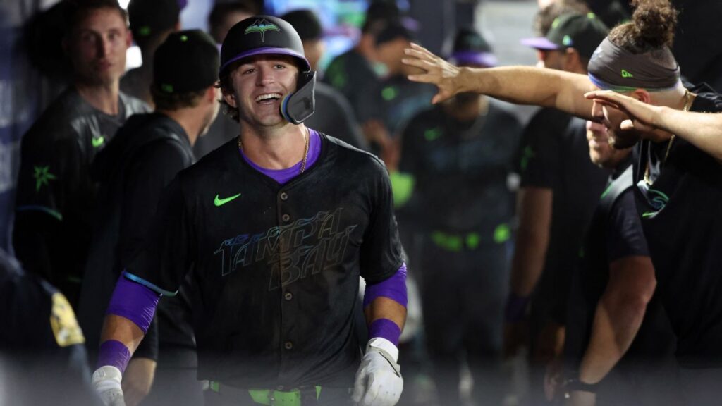 carson-williams-shines-with-hr-3-rbis-in-mlb-debut-for-rays