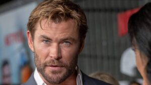 chris-hemsworth-trains-with-parkway-drive-s-drummer-for-ed-sheeran-gig