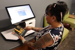contra-costa-library-unveils-james-as-read-contra-costa-book